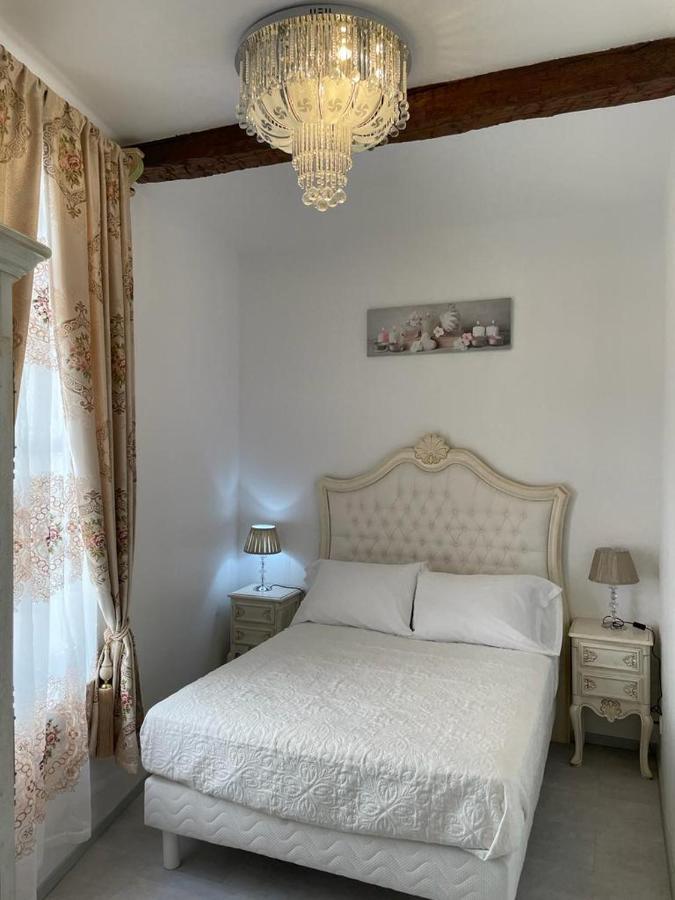 Affittacamere Maison Du Cloitre Couvent Des Carmes Narbona